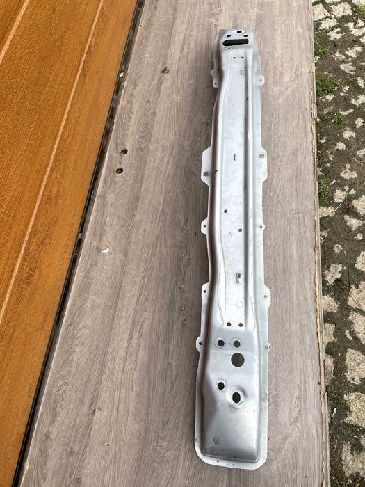 zderzak przod przedni  belka Dacia Sandero II stepway granatowy