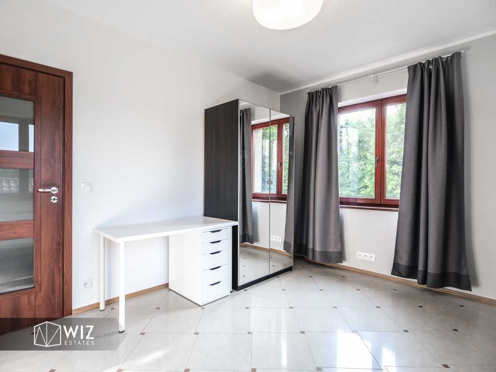 Duży 4-pok. apartament z balkonem, ul. Morelowa