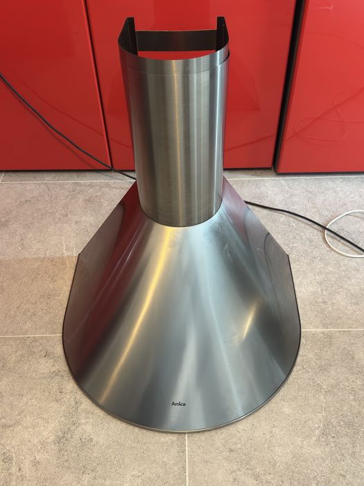 Okap doscienny Amica