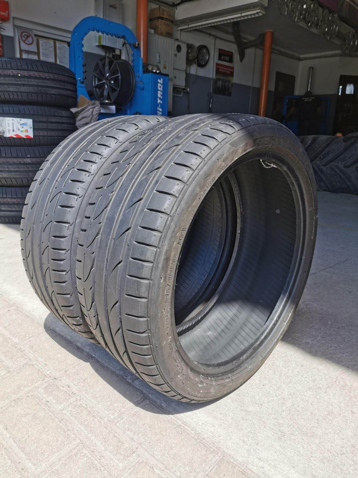 Para opon 215/40R17 87Y Bridgestone Potenza S001