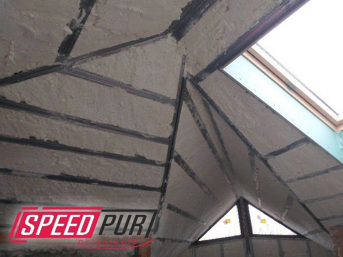 ocieplenia pianką izolacje natryskowe ocieplanie Docieplania Poddaszy