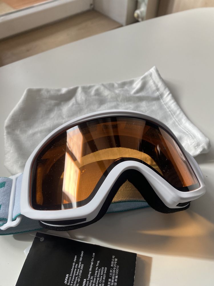 Маска для катания (очки для сноуборда или лыж)