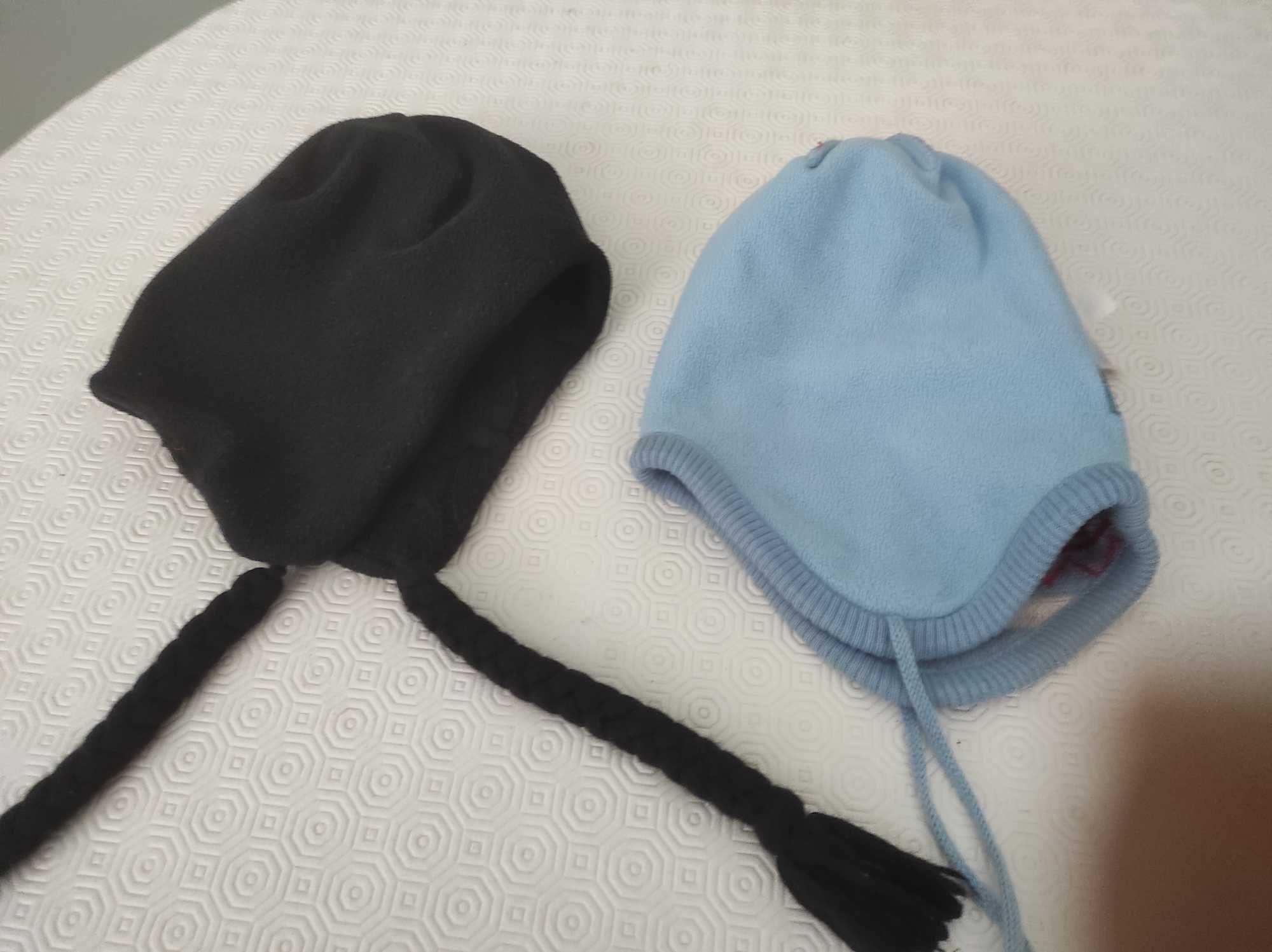 Gorros da Tribord e da Nike