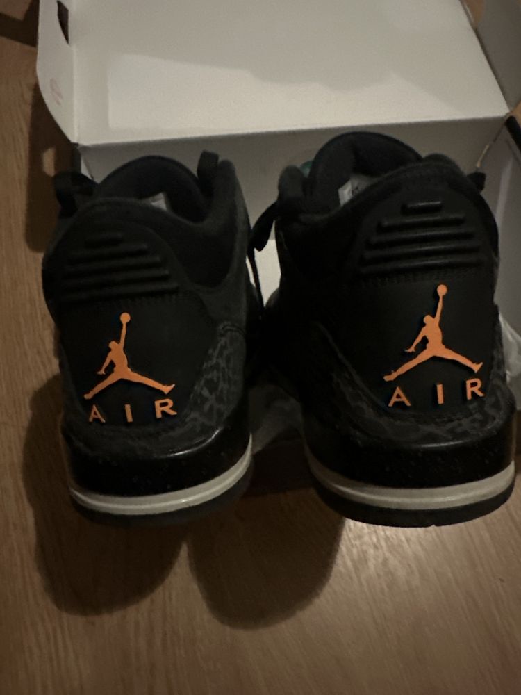 Air jordan 3 retro fear 2023 tamanho 40
