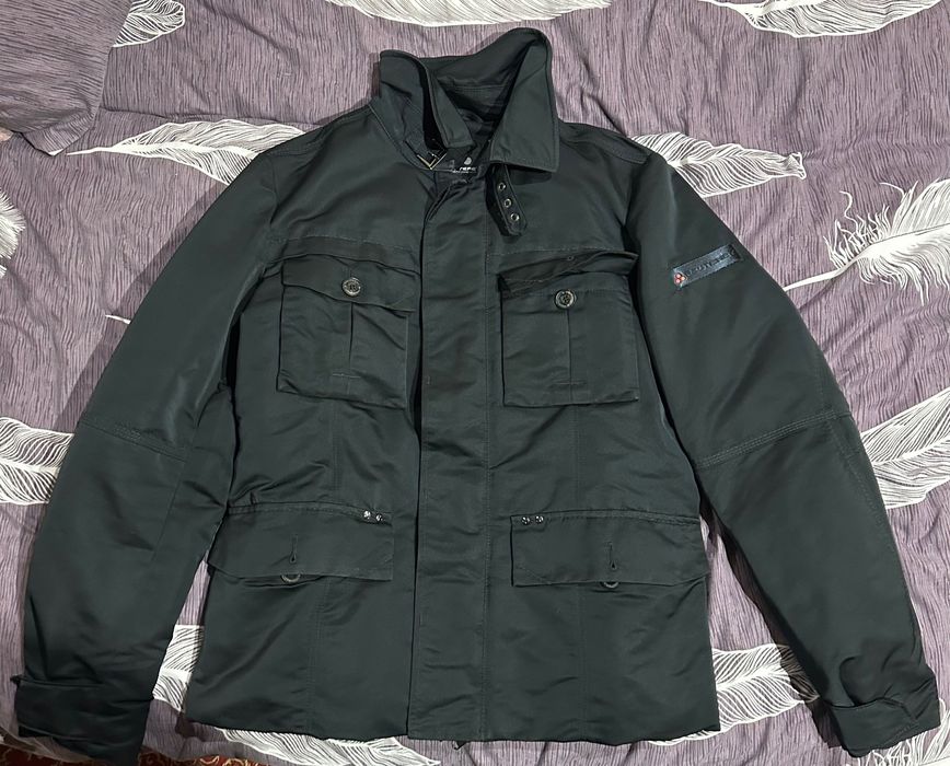 Куртка peuterey стан нової
