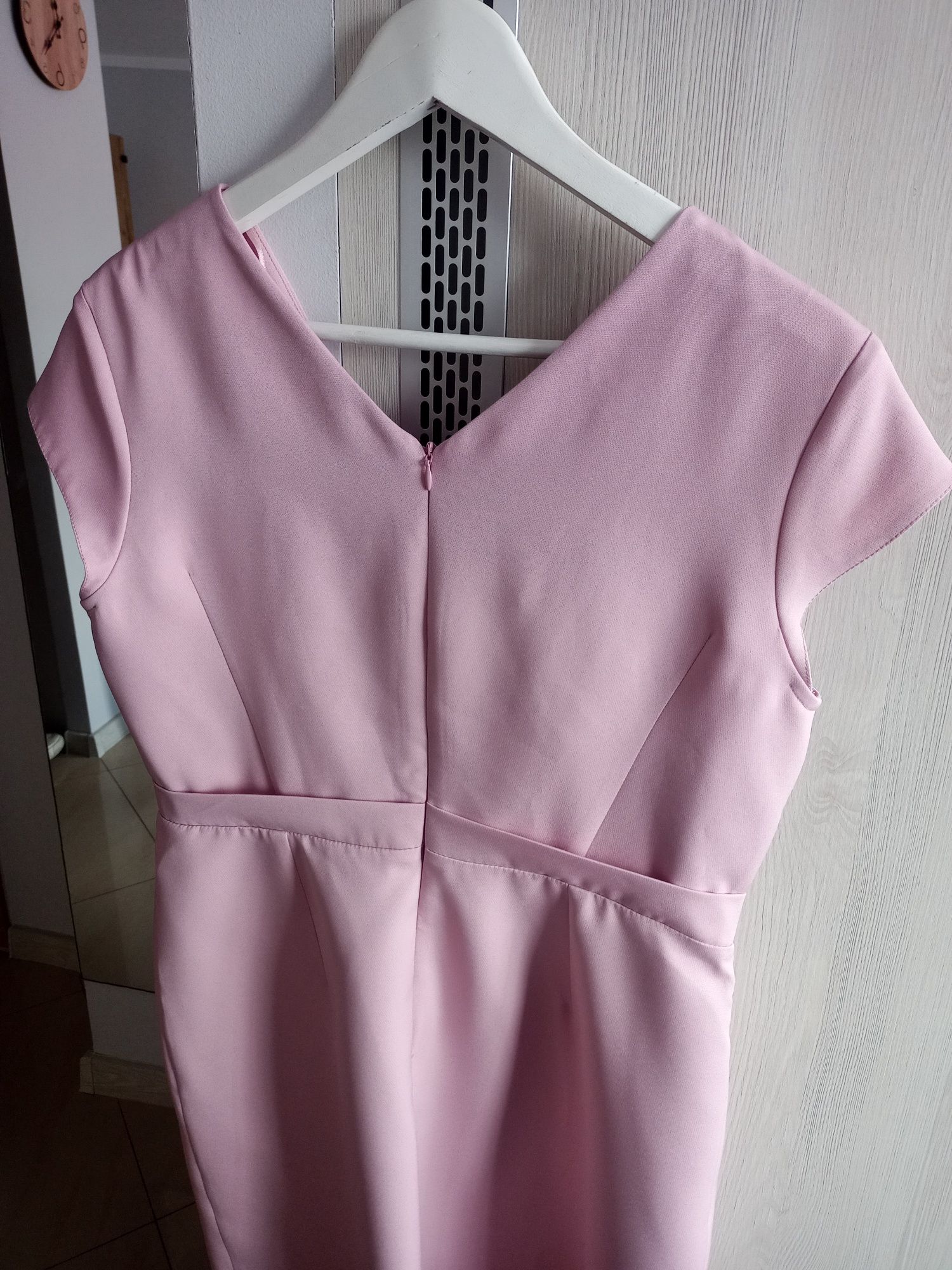 Modna sukienka ze zdobieniem na ramieniu 42 XL wesele chrzest komunia
