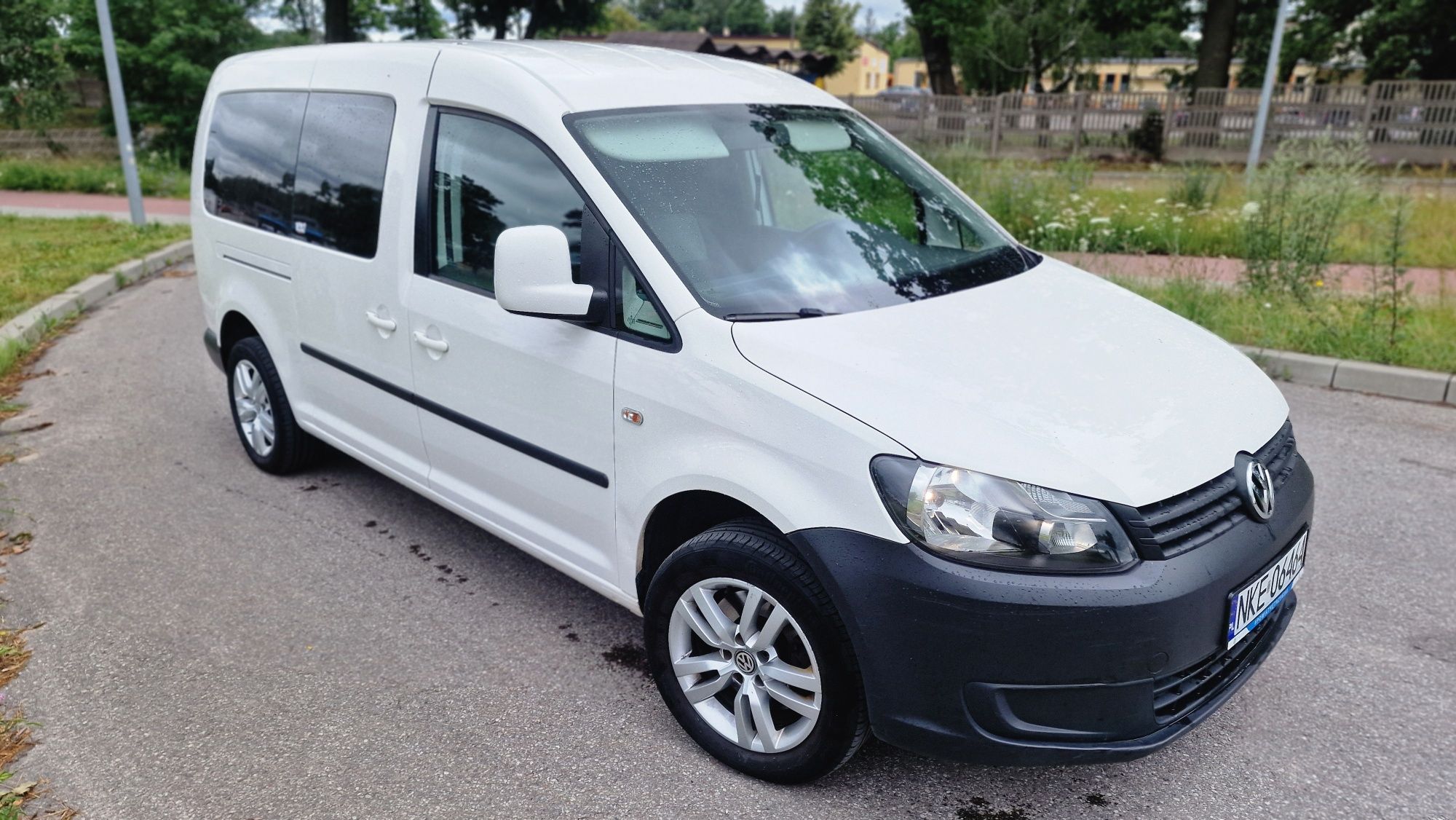 Vw caddy maxi long  7 osobowe camper  taxi
