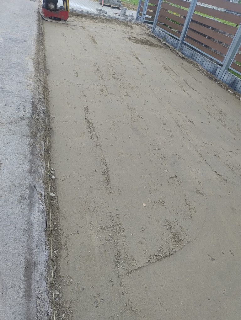 Suchy beton, podsypka betonowa, stabilizacja, podbudowa,tani transport