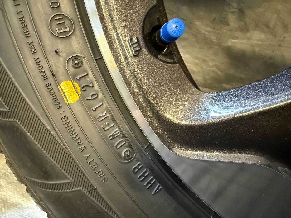 Oryginalne koła zimowe Jeep Renegade Falken 215/65/16 NOWE