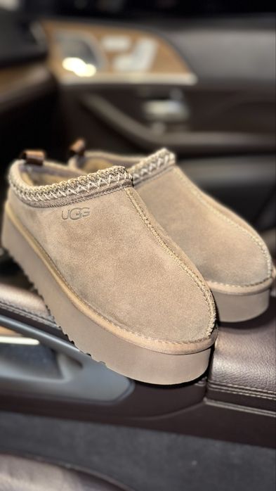 ugg,уггі коричневі,зручна трендова моделька на платформі