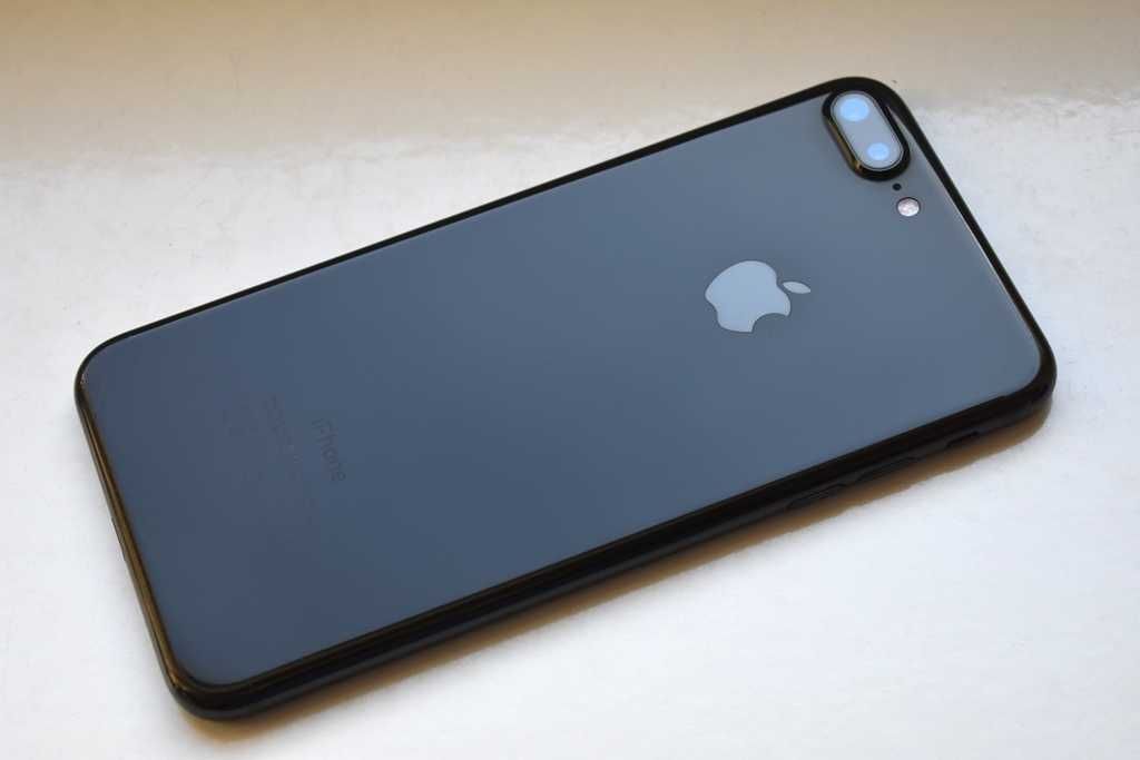 Apple iPhone 7 Plus 32GB Jet Black 8 Super Stan!!