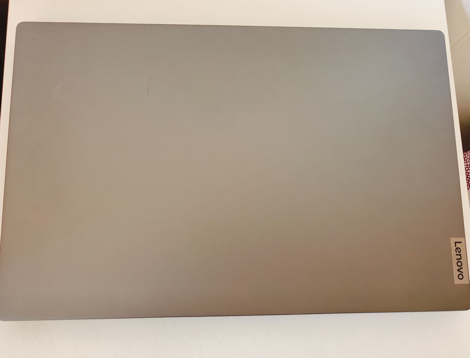 Lenovo IdeaPad 5