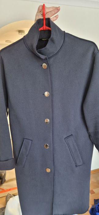 Płaszcz damski w rozmiarze S/M