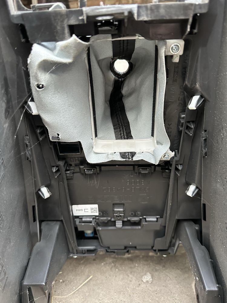 Блок/консоль управление климатом / АКПП Mazda 6 GJ
