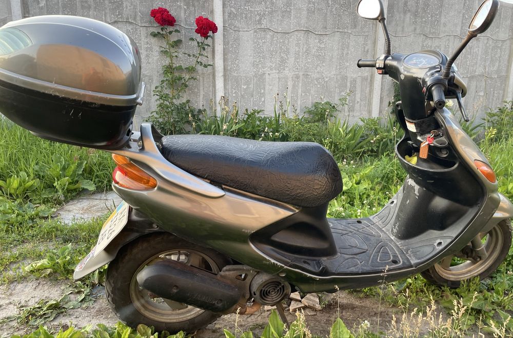 Yamaha grand axis 100