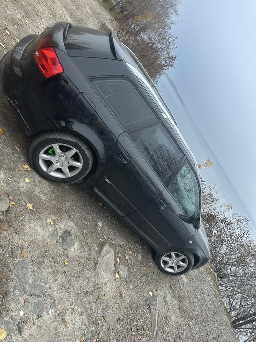 Продам А4Б7 универсал