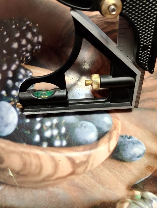 Багатофункціональний кутовий вимірювач 30 см 3 в 1 з транспортиром!