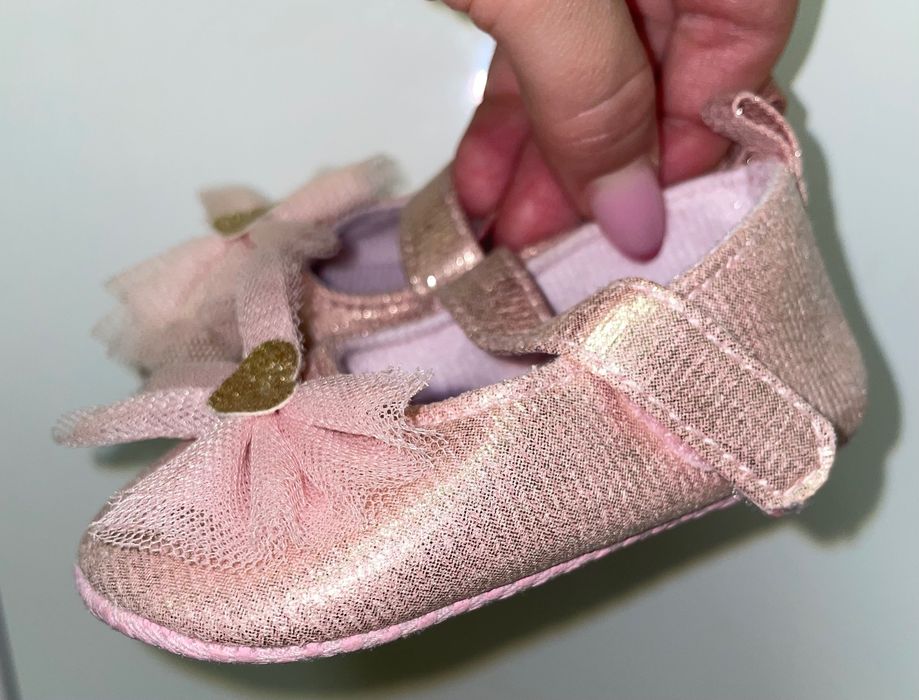 Святкові пінетки для дівчинки на ніжку   12 см