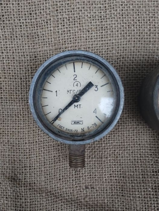 Манометр МТ для вимірювання надлишкового тиску