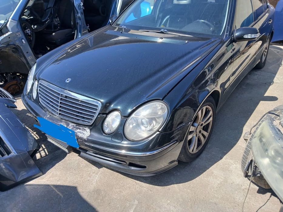 mercedes benz W211 E270 185 fotel fotele kanapa deska kokpit podsufitka boczek boczki klamka