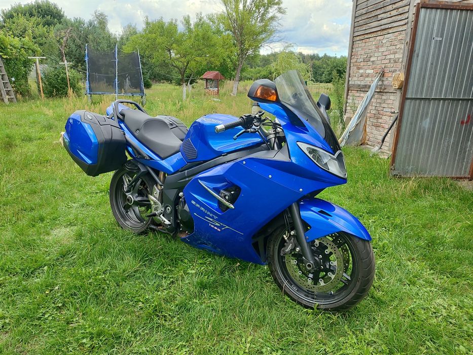 Triumph Sprint ST 1050 Bez wkładu. Długie opłaty.