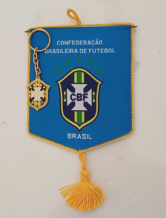Porta chaves e galhardetes