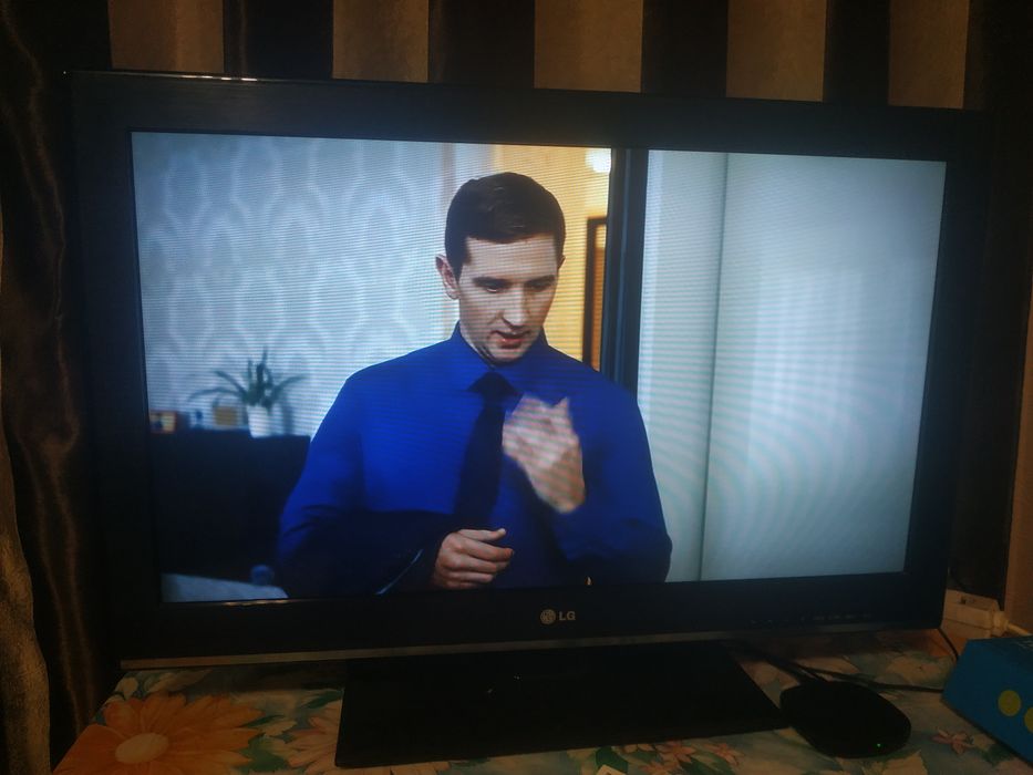 Продам телевизор