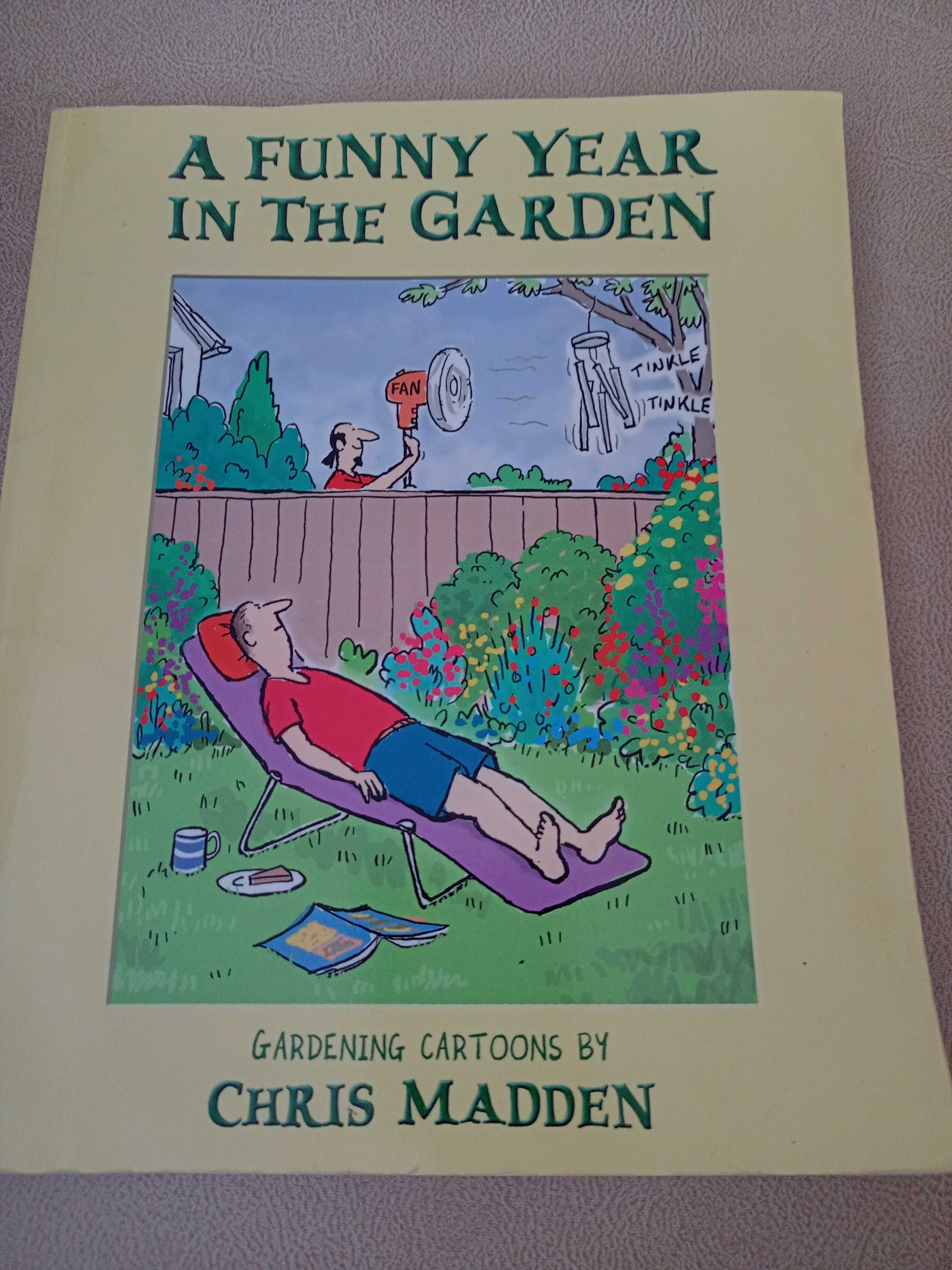 книга на английском для детей/детская книга A funny year in the garden