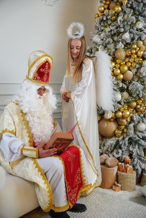 Привітання від Святого Миколая та ангелика Львів