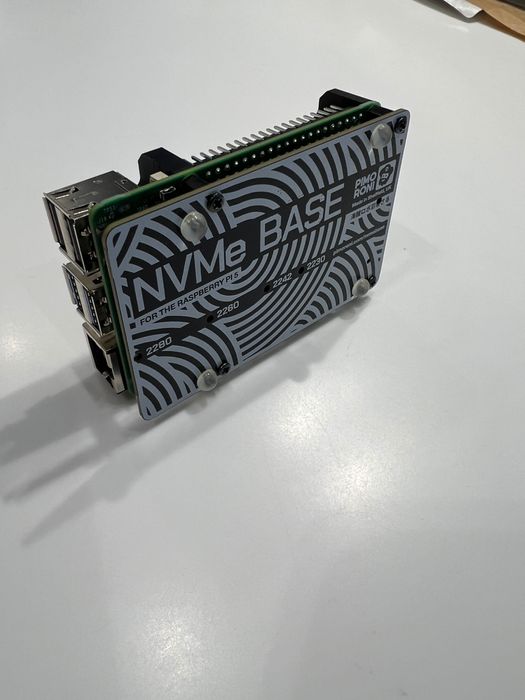 Raspberry PI 5, 16 GB RAM, dysk SSD NVMe - 256GB, zestaw
