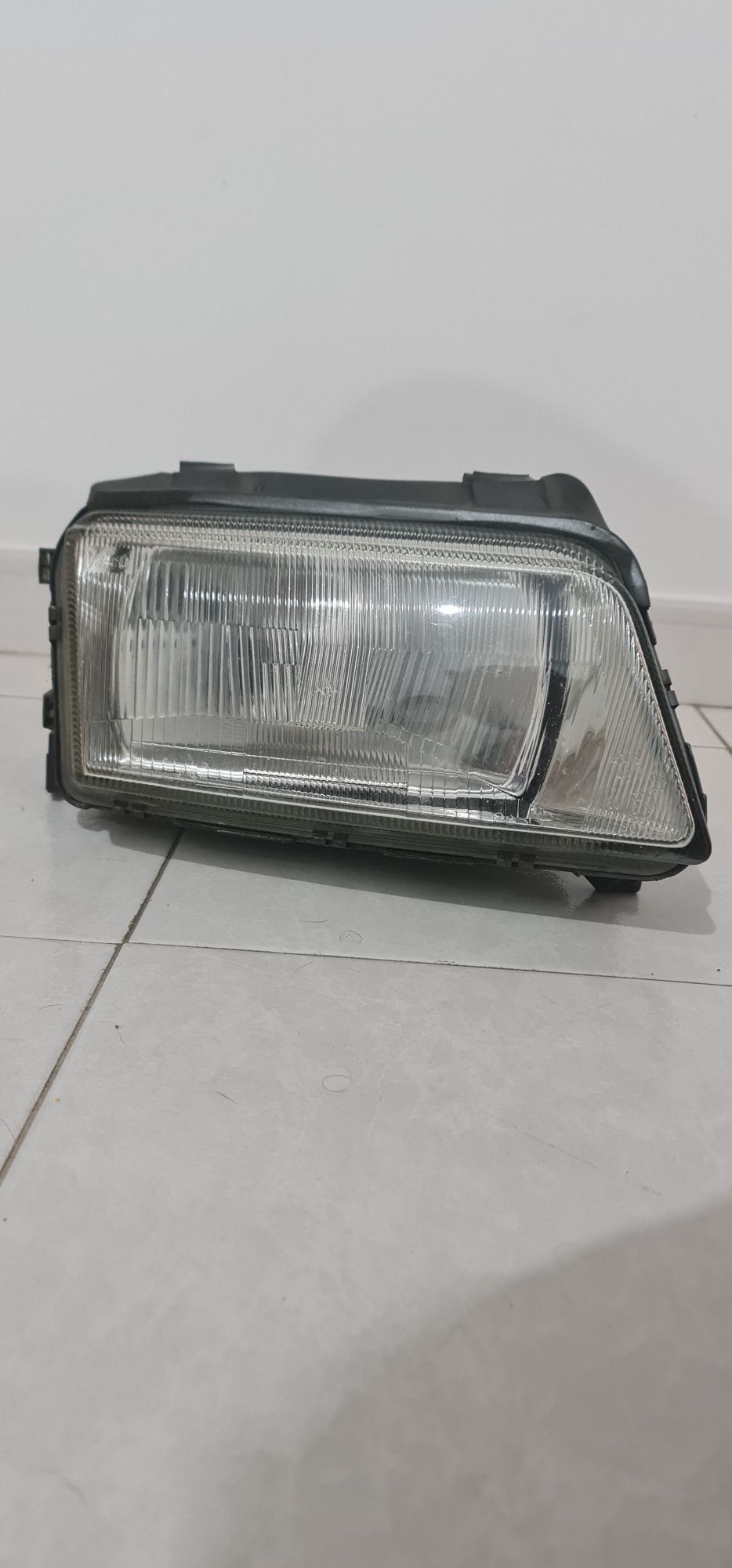 Farol Audi A4 B5