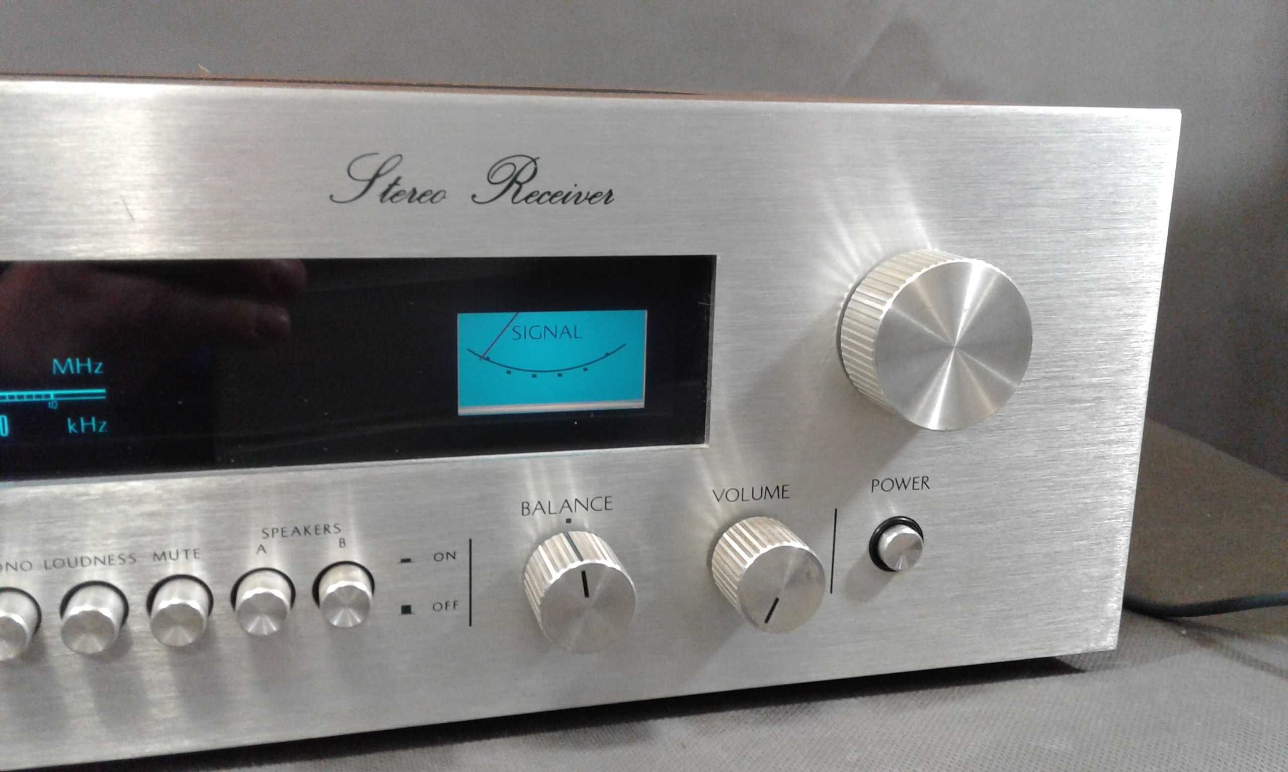 NAD model 120,amplituner stereo,vintage