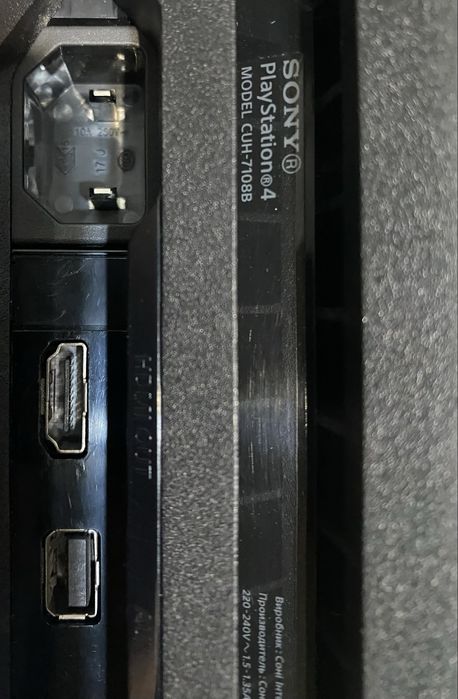 Playstation 4 Pro на 1 Tb