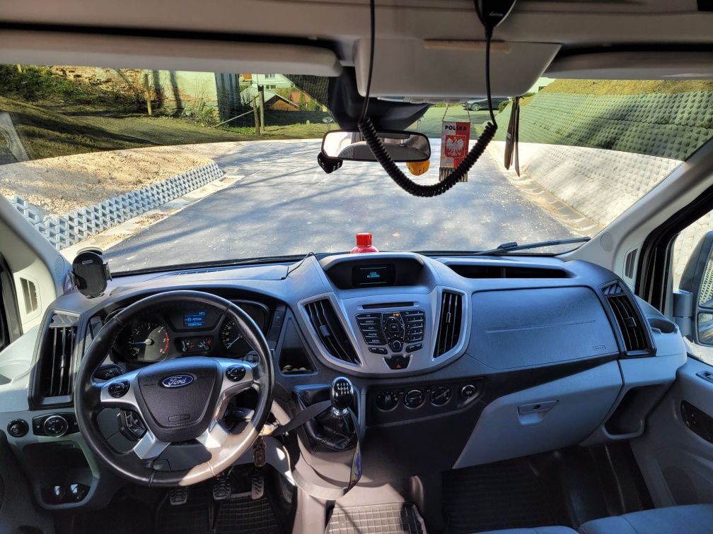 Autolaweta Ford Transit