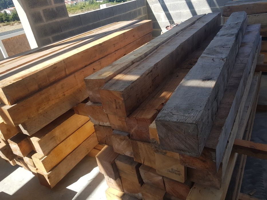 Vigas em casquinha 2.500x18x18 vendo 500euros metro cubico