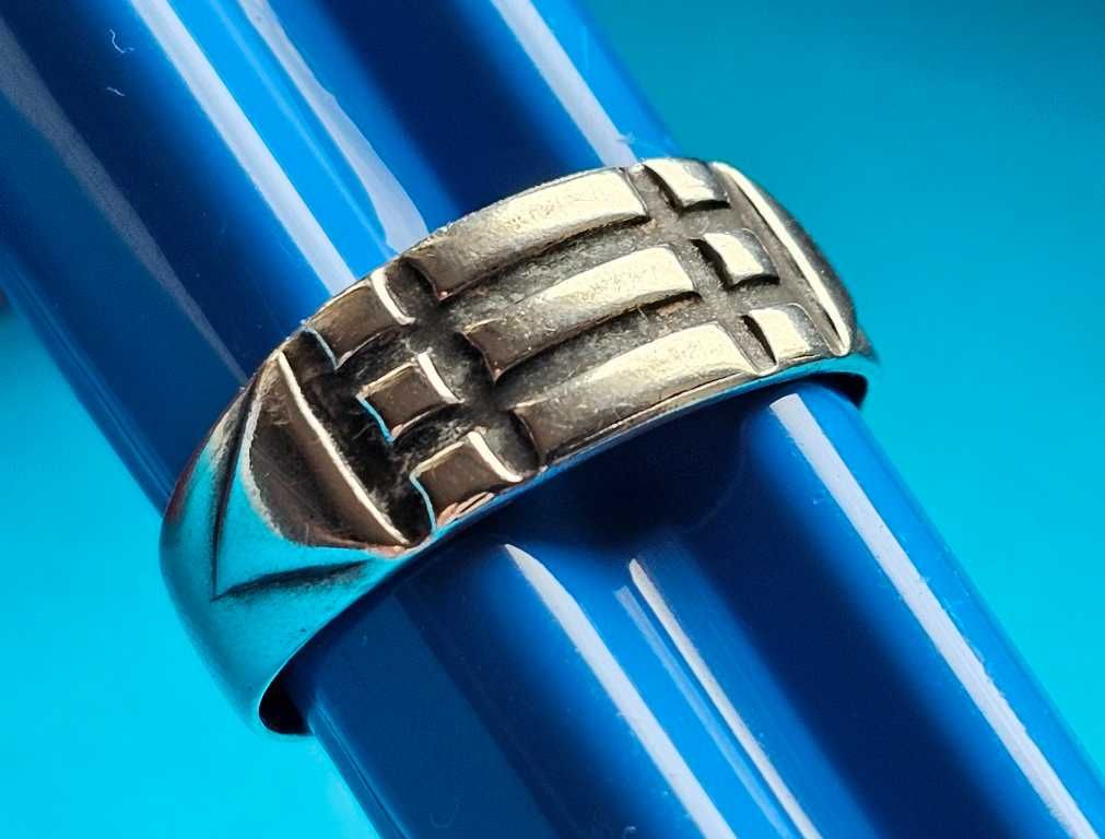 Srebrny stary pierścień Atlantów 4,35 gr.pr.925 –przepiękny!