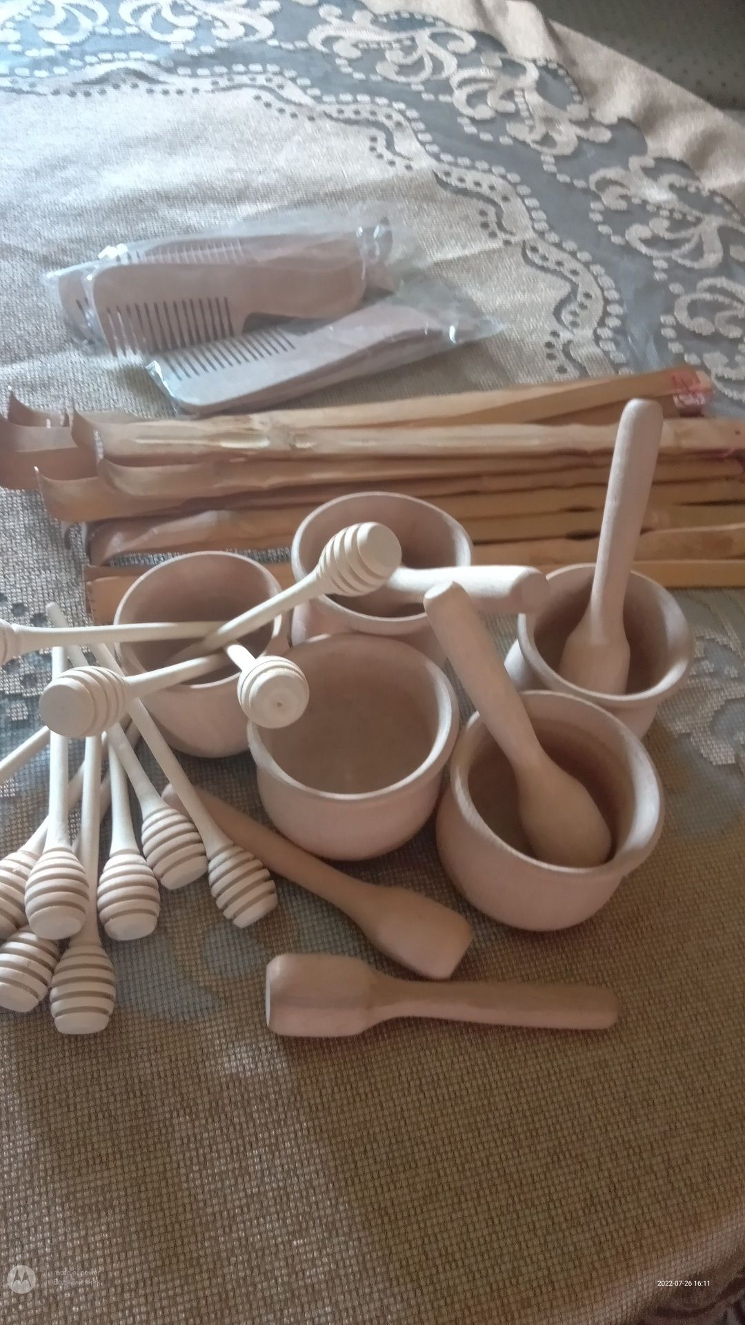 Лопатка. Ложка. Яйця з дерева