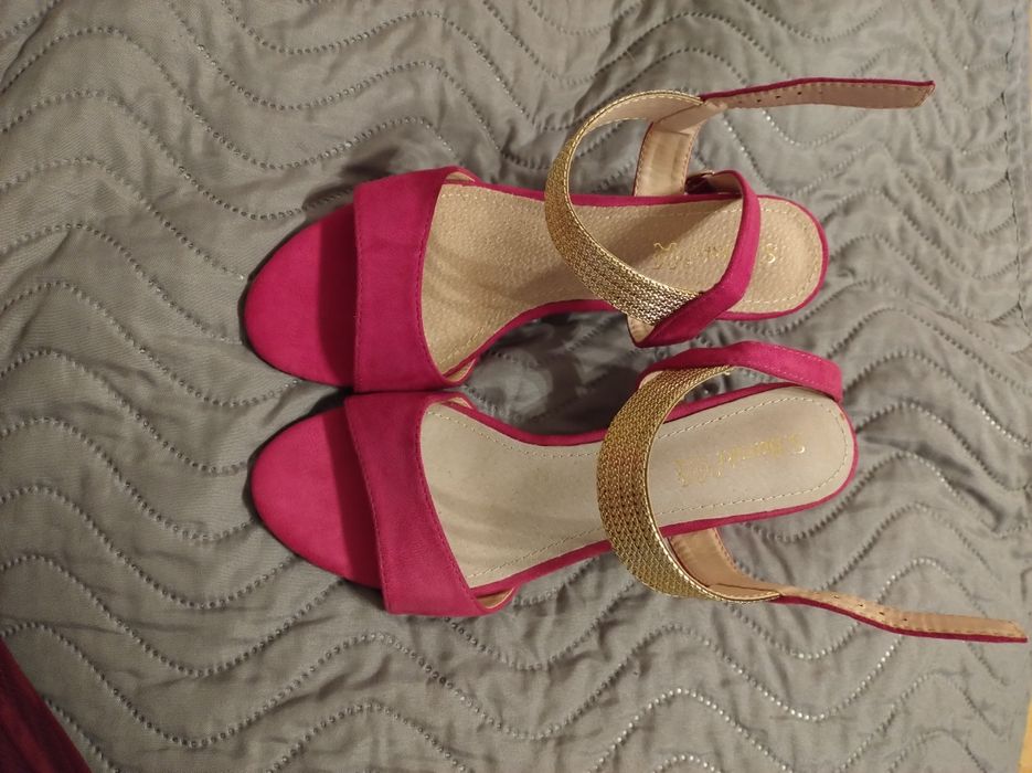 Sandały buty damskie na słupku
