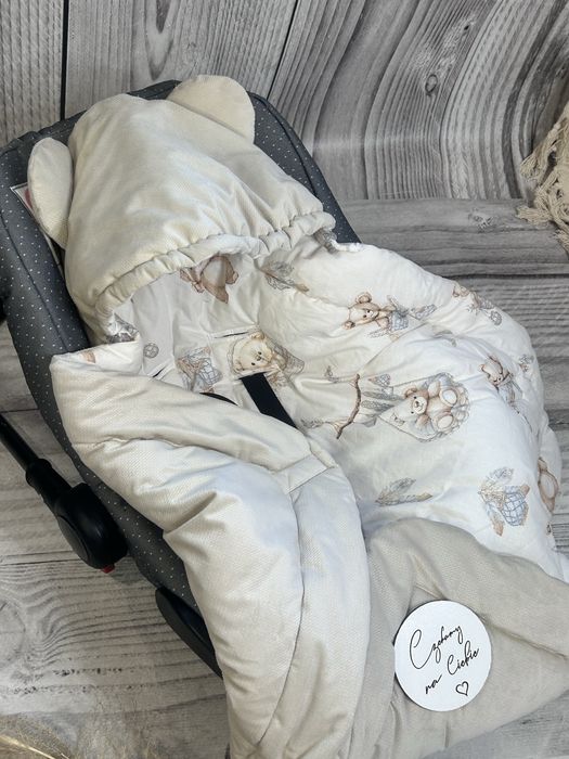 Otulacz do fotelika jeduenno zimoey ocirplsny duxo wzorow
