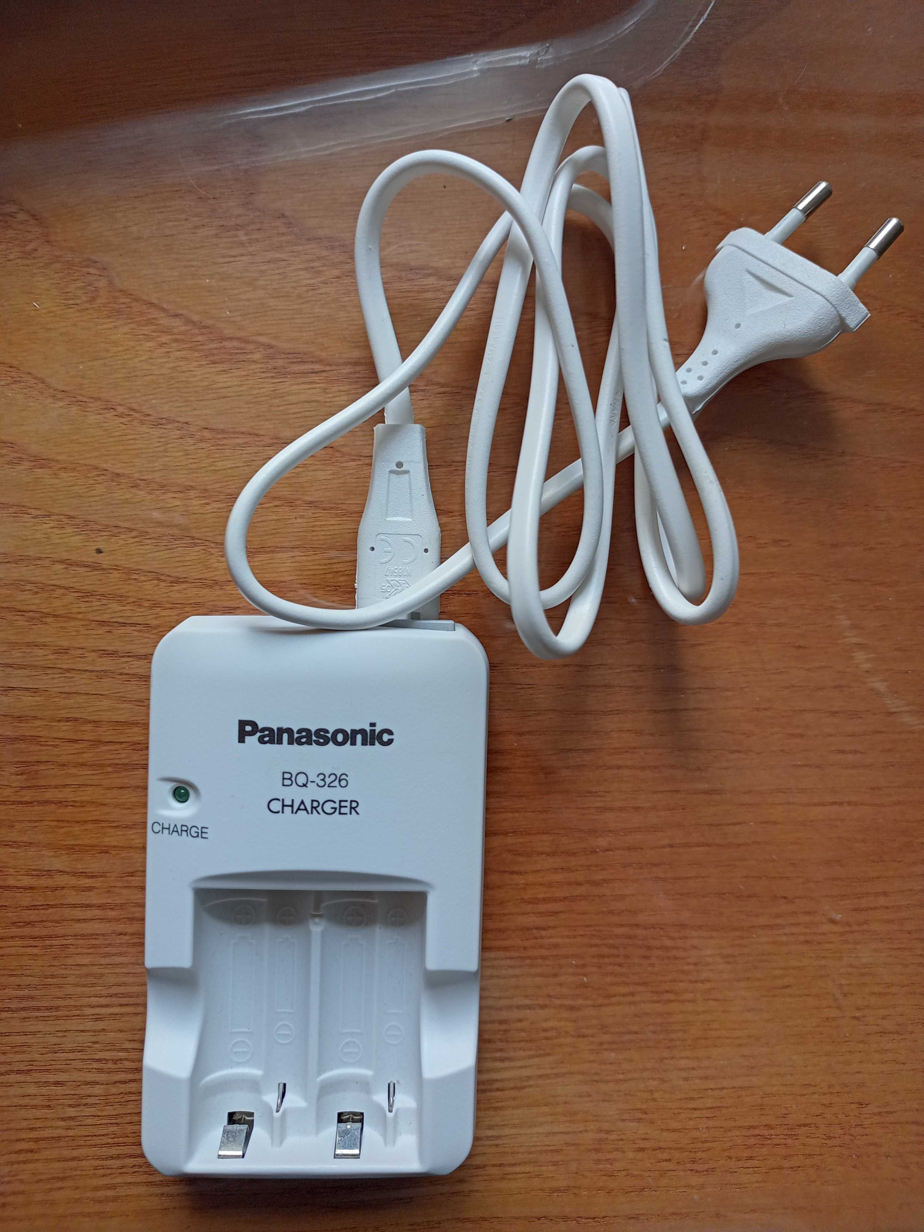 Ładowarka do akumulatorów Panasonic BQ-326