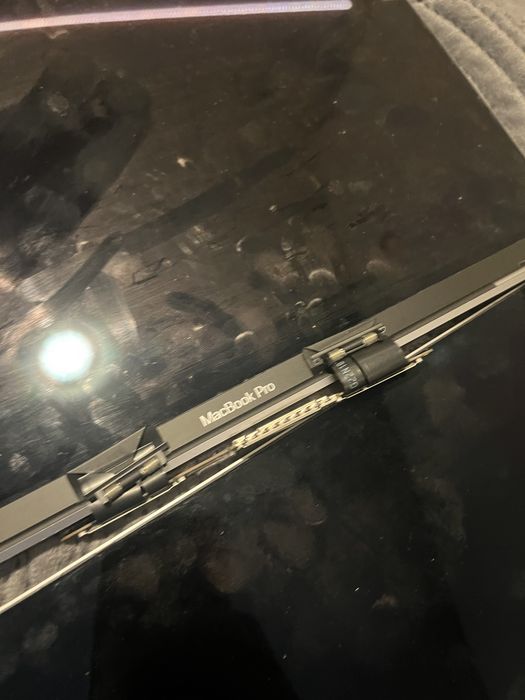 Matryce na czesci uszkodzone MacBook a1990 a1706 a1708
