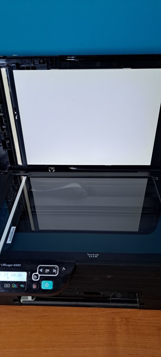 Urządzenie wielofunkcyjne HP Officejet 4500