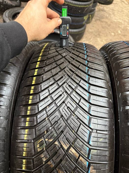 Шины БУ 235 60 R 18 Continental Allseason 2 Всесезонный комплект