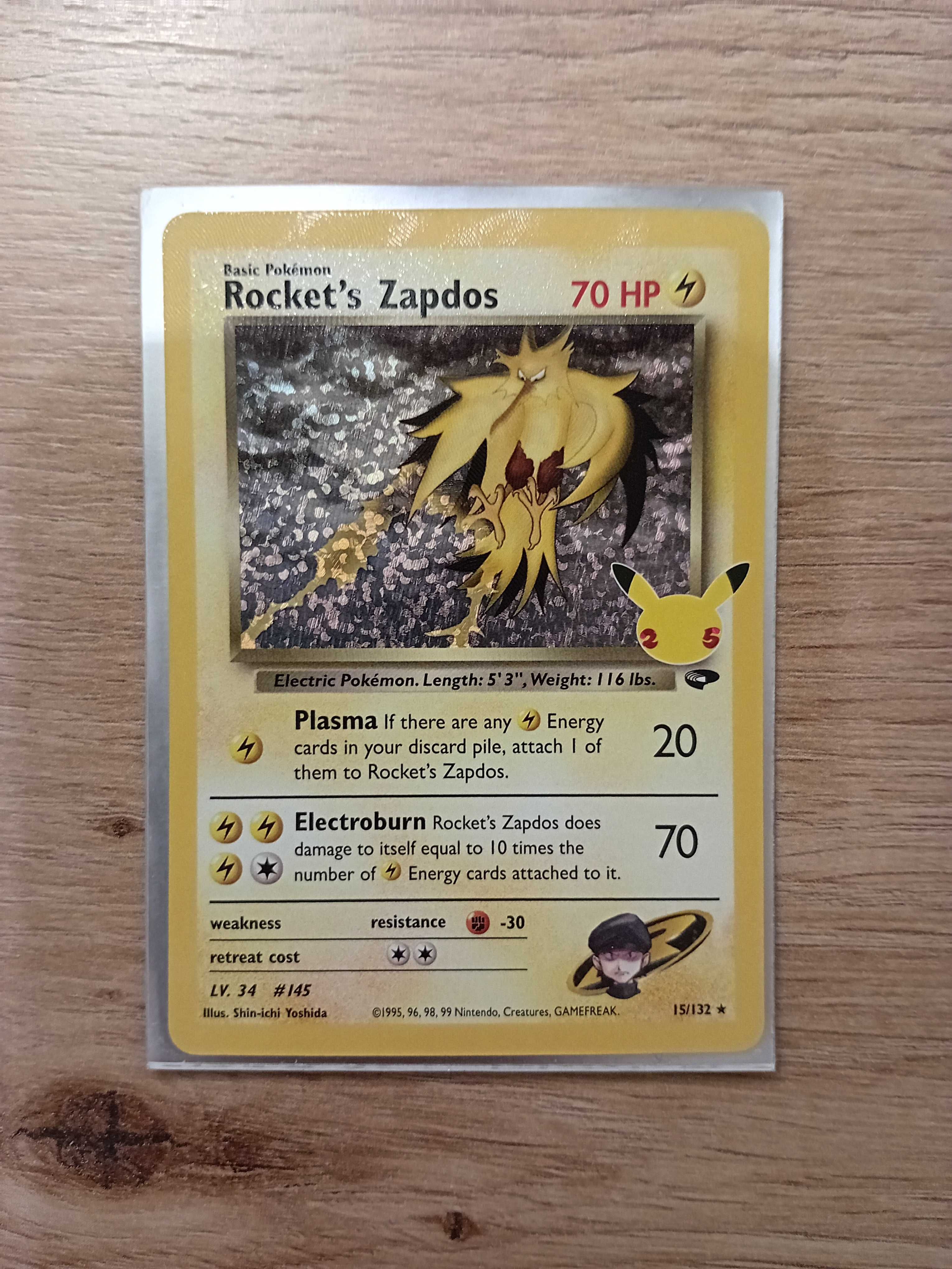 Karta pokemon Rocket's Zapdos 15/132 Celebrations