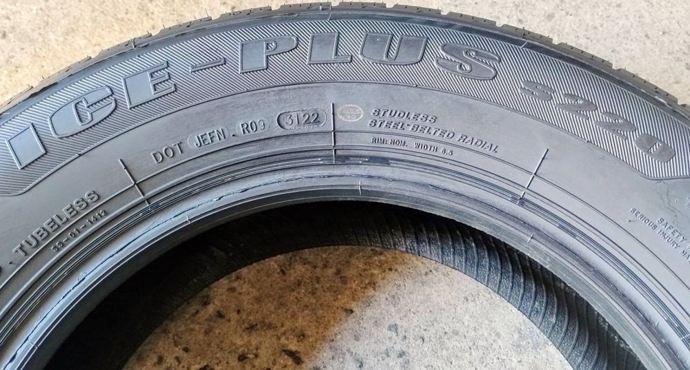 Шини зимові R16 215/65 Minerva Ice Plus S220