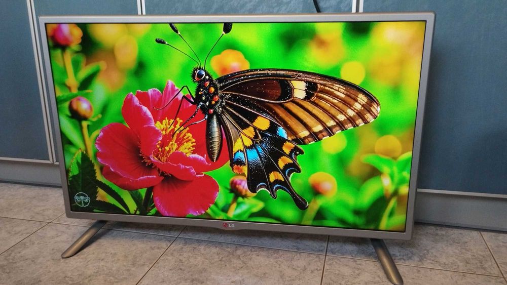 Smart телевизор LG 32" FullHD