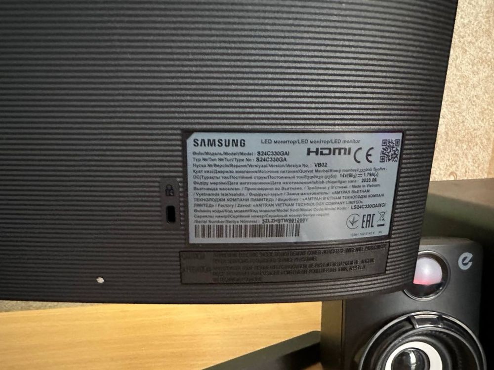 Монитор Samsung S24C330GAI 100 гц