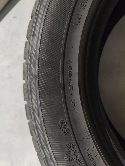 Шини зимові 225/60 R17
