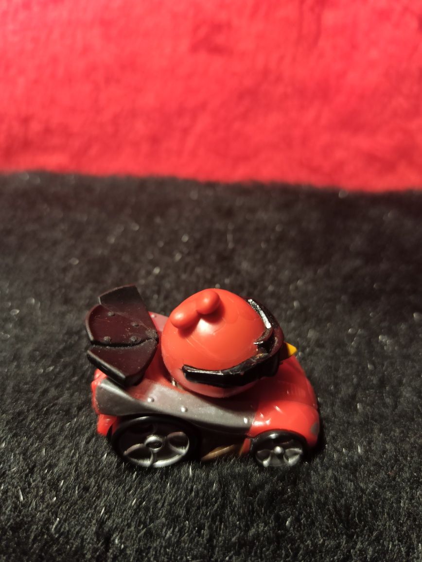 Angry Birds Go Red Samochodzik Figurka