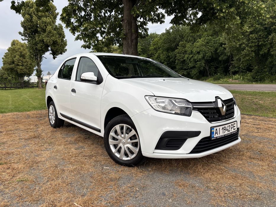 Продаю автомобіль Renault